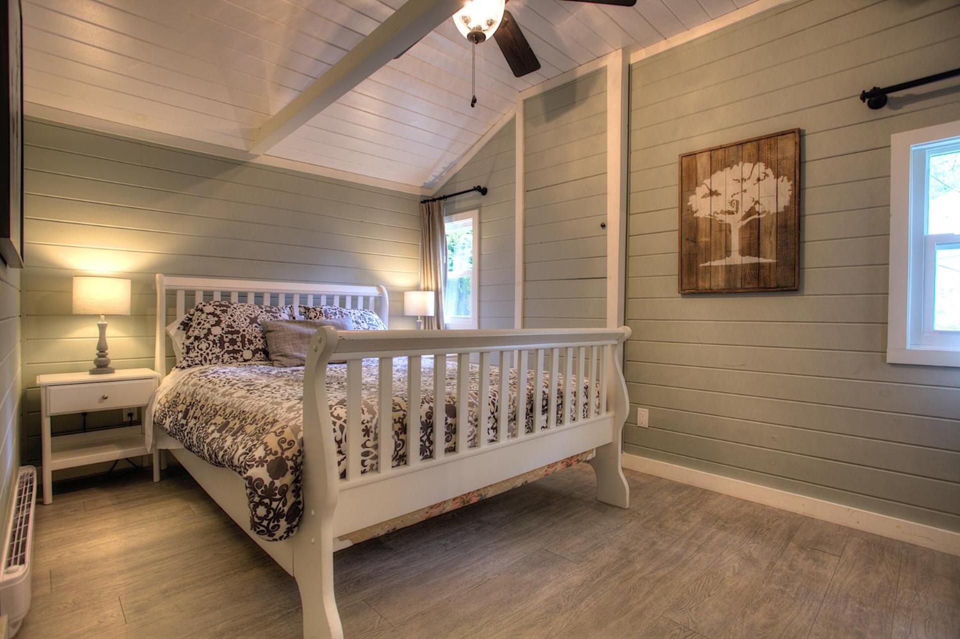 Somerset Lakeside Resort Bancroft Room photo