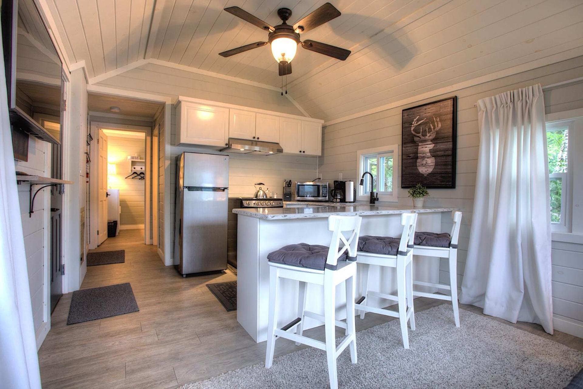 Somerset Lakeside Resort Bancroft Room photo