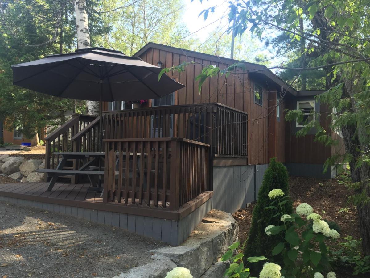 Somerset Lakeside Resort Bancroft Exterior photo